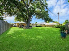 7806 Belle Glen Drive, Houston TX 77072