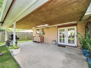 7806 Belle Glen Drive, Houston TX 77072