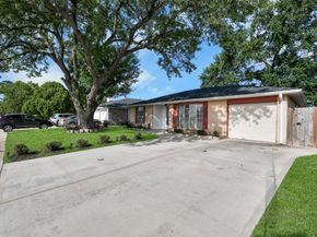 7806 Belle Glen Drive, Houston TX 77072