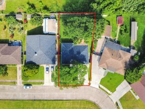 7806 Belle Glen Drive, Houston TX 77072