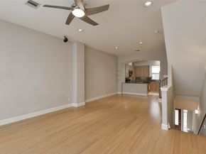 2904 Chenevert Street M, Houston TX 77004