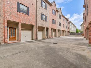 2904 Chenevert Street M, Houston TX 77004