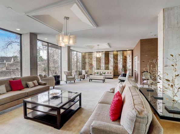 49 Briar Hollow Lane 702, Houston TX 77027