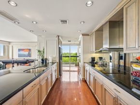 49 Briar Hollow Lane 702, Houston TX 77027