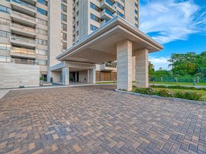 49 Briar Hollow Lane 702, Houston TX 77027