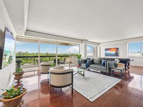 49 Briar Hollow Lane 702, Houston TX 77027