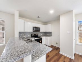 939 Blanchard Hill, Houston TX 77047