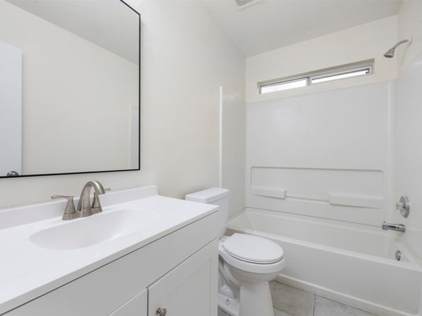 939 Blanchard Hill, Houston TX 77047