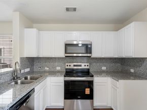 939 Blanchard Hill, Houston TX 77047