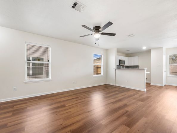 939 Blanchard Hill, Houston TX 77047