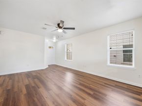 939 Blanchard Hill, Houston TX 77047