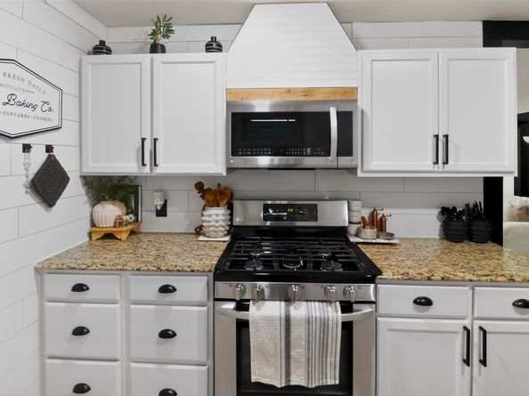 8935 Glen Shadow Drive, Houston TX 77088