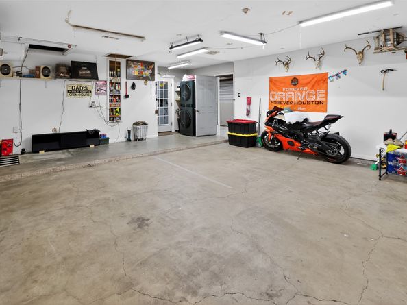 8935 Glen Shadow Drive, Houston TX 77088