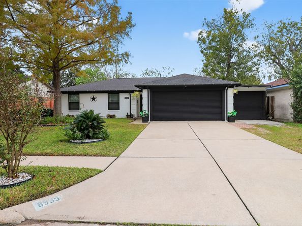 8935 Glen Shadow Drive, Houston TX 77088
