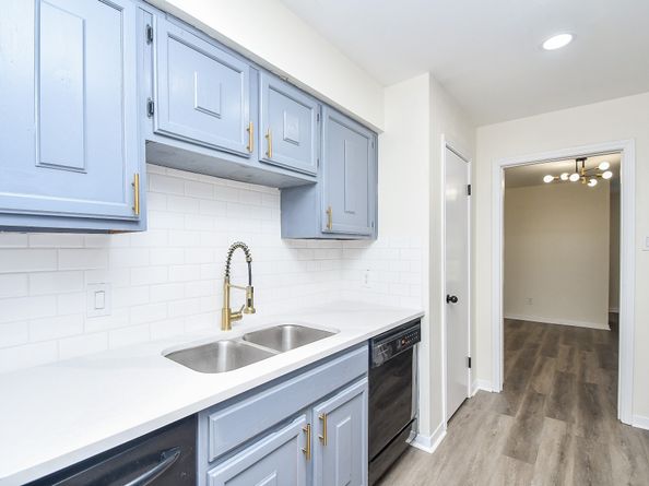 10378 Briar Forest Drive 32/5, Houston TX 77042