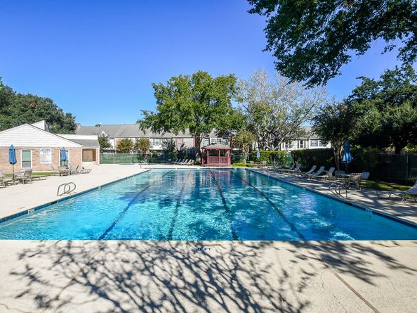 10378 Briar Forest Drive 32/5, Houston TX 77042