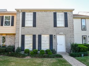 10378 Briar Forest Drive 32/5, Houston TX 77042