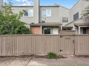 1615 S Kirkwood Road, Houston TX 77077