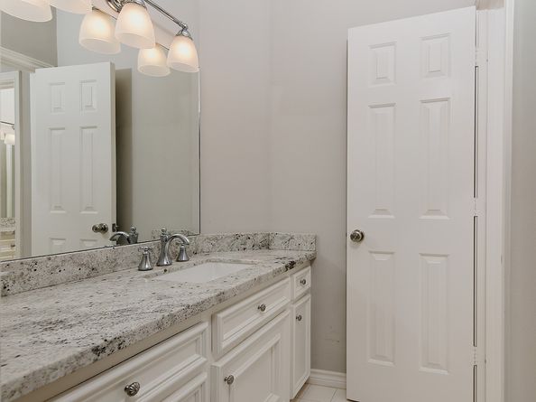 26 N Highland Court, The Woodlands TX 77381