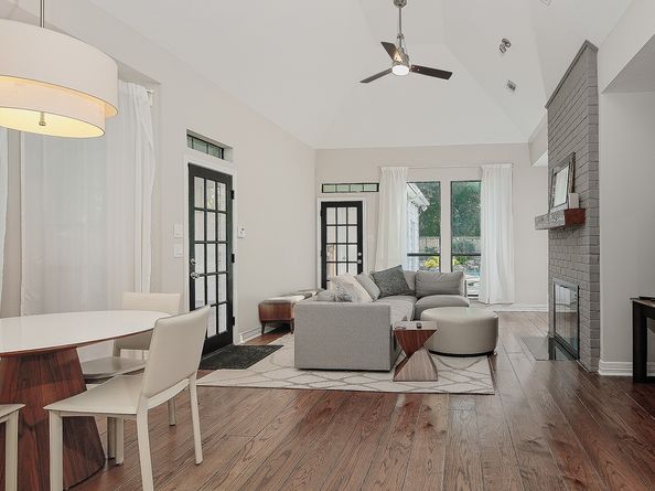 26 N Highland Court, The Woodlands TX 77381