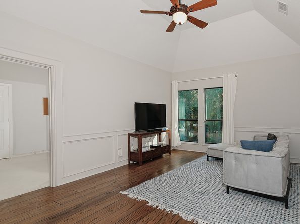 26 N Highland Court, The Woodlands TX 77381