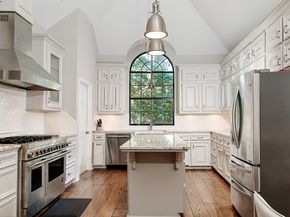 26 N Highland Court, The Woodlands TX 77381