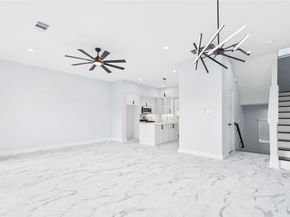 3415 Daphne Street, Houston TX 77021