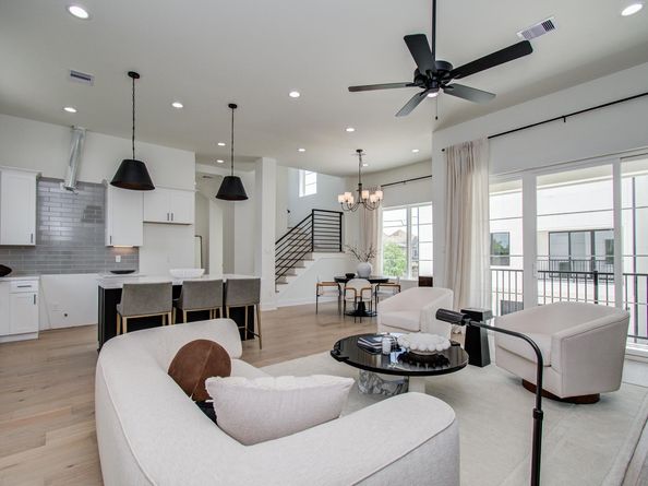 8702 Ojeman Villas Drive, Houston TX 77055