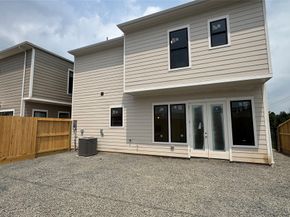 1103 Western Edge Drive, Houston TX 77008