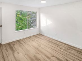 12811 Ashford Knoll Drive, Houston TX 77082