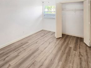 12811 Ashford Knoll Drive, Houston TX 77082