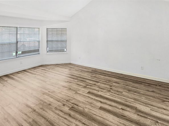 12811 Ashford Knoll Drive, Houston TX 77082