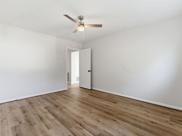 9326 Meadowbriar Lane, Houston TX 77063