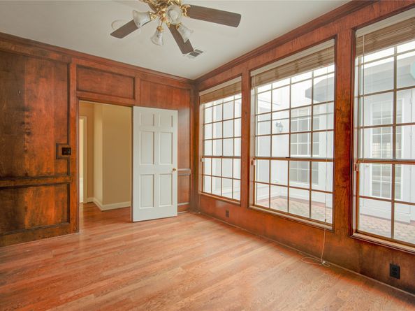 9506 Bayou Brook Street, Houston TX 77063