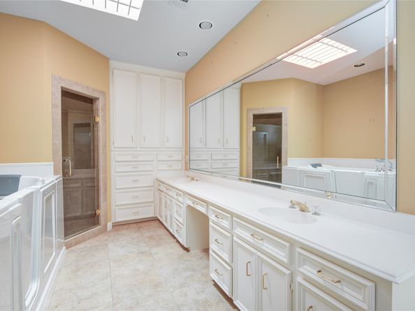 9506 Bayou Brook Street, Houston TX 77063