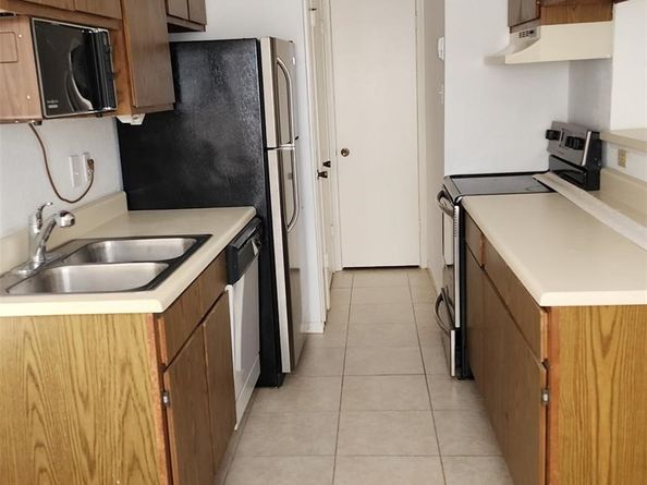 2750 Holly Hall Street 101, Houston TX 77054