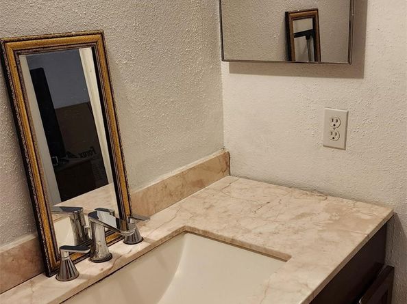 2750 Holly Hall Street 101, Houston TX 77054