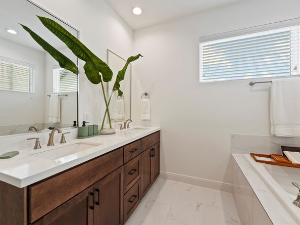 4850 Pinemont Drive, Houston TX 77092