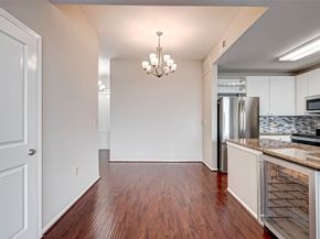 3505 Sage Road 2106, Houston TX 77056