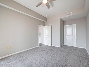 3505 Sage Road 2106, Houston TX 77056