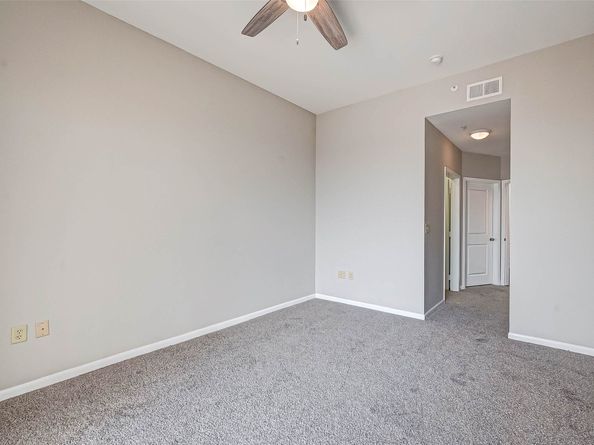 3505 Sage Road 2106, Houston TX 77056