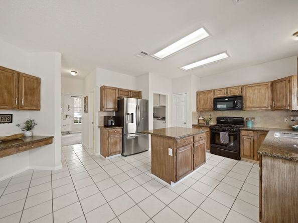 16114 Kintyre Point Road, Houston TX 77095