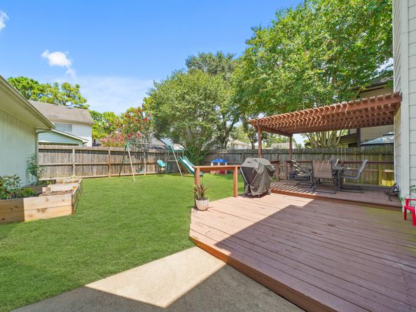 16114 Kintyre Point Road, Houston TX 77095