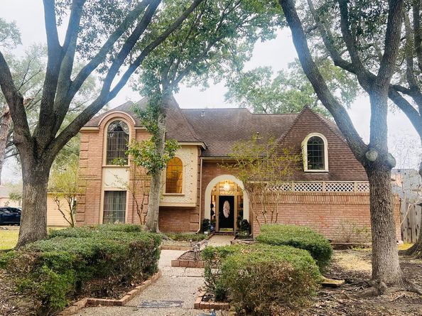 14907 Alderwick Drive, Sugar Land TX 77498