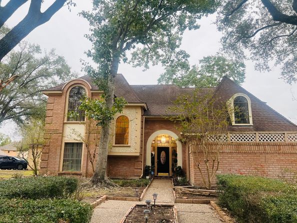 14907 Alderwick Drive, Sugar Land TX 77498