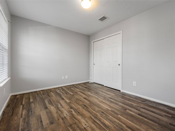 6354 Wilshire Ridge, Houston TX 77040