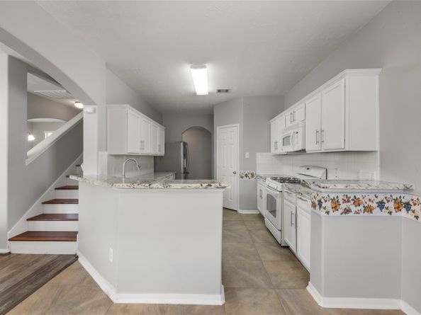 6354 Wilshire Ridge, Houston TX 77040