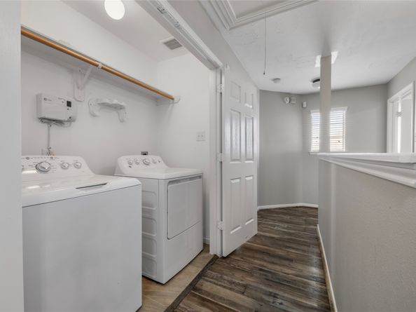 6354 Wilshire Ridge, Houston TX 77040