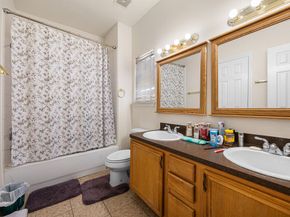 4210 Larkspur Street, Houston TX 77051