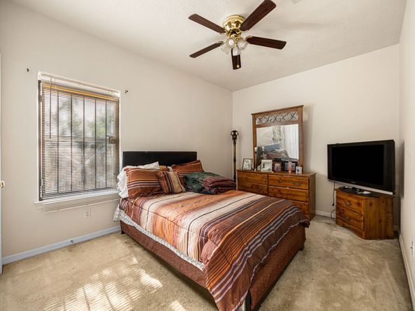 4210 Larkspur Street, Houston TX 77051